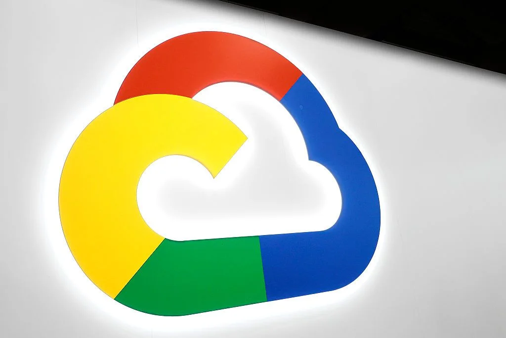 Google Cloud chạy đua AI bằng thỏa thuận Accenture