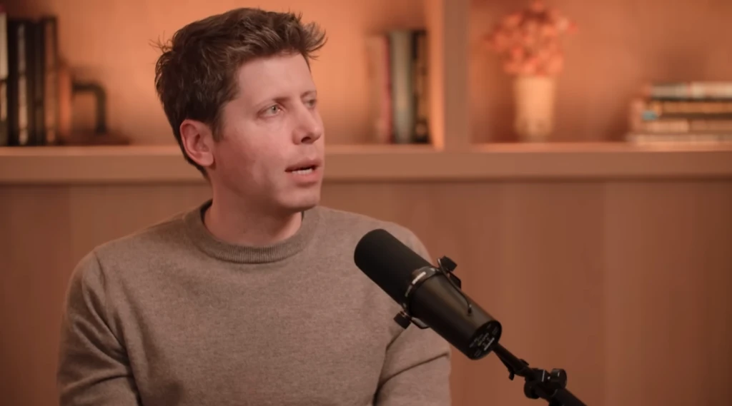 Sam Altman phát biểu trong một sự kiện của OpenAI