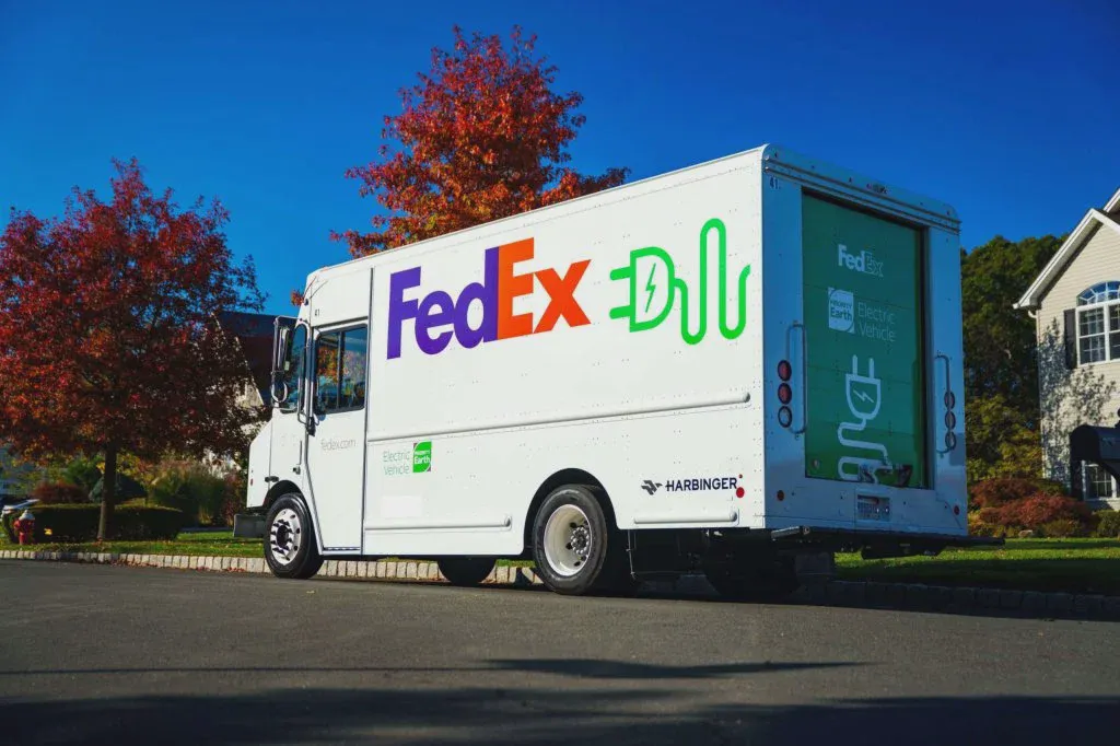 Xe tải điện Harbinger được chế tạo cho đội xe FedEx