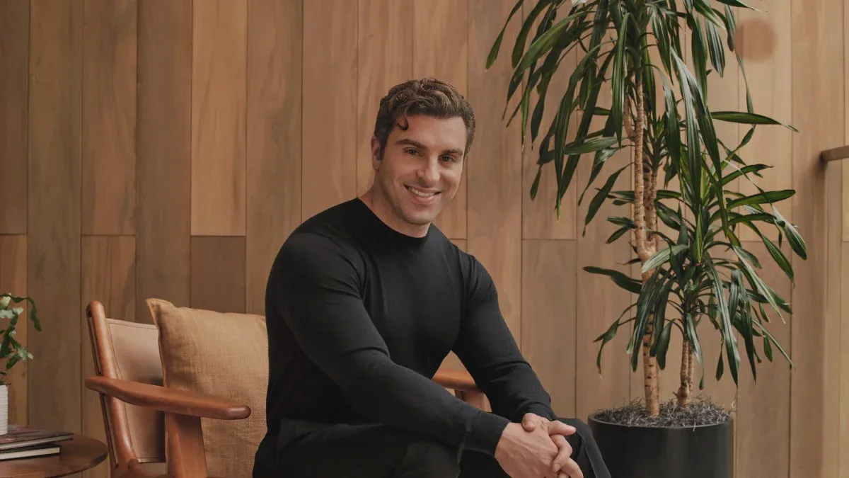 Brian Chesky, đồng sáng lập kiêm giám đốc điều hành Airbnb