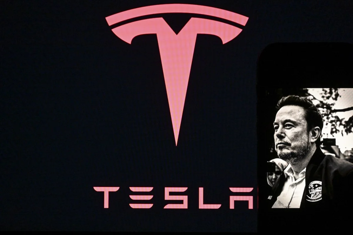 Một năm sau, Tesla vẫn chưa định nghĩa được “dư dả”