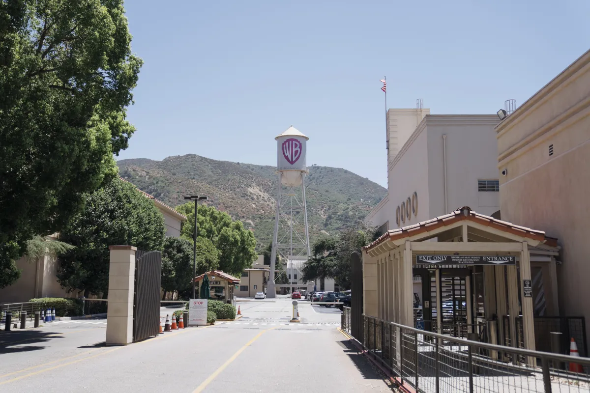 Thương vụ Warner Bros. Discovery: Điều cần biết