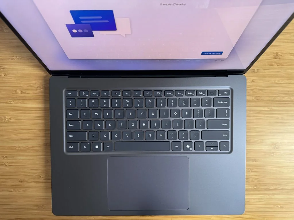 Chạy AI cục bộ trên Surface Laptop Ultra: Kết quả