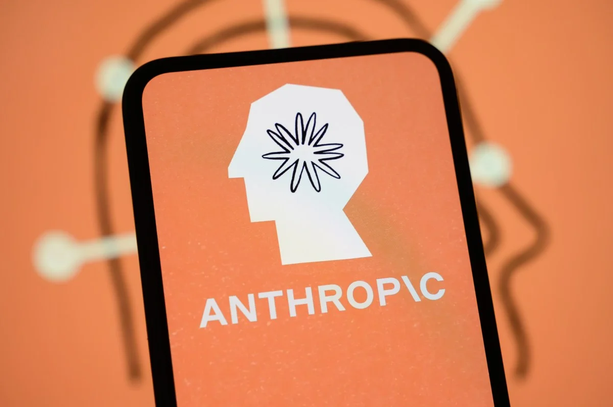 Anthropic giảm tỷ lệ tuyển kỹ thuật cấp thấp, họp tăng